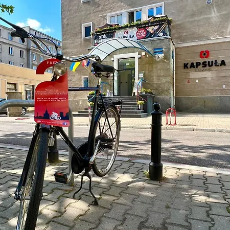 Kapsula * ורשה