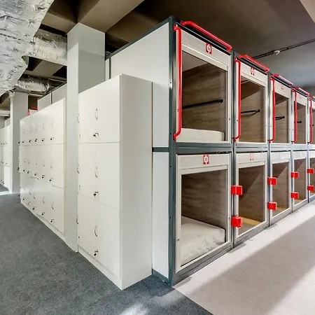 Kapsula Vandrarhem *