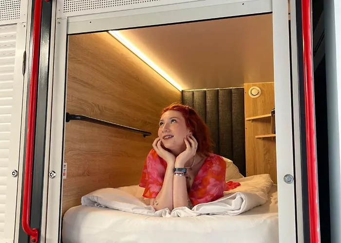 Хостел Kapsula