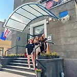 Kapsula * Warschau
